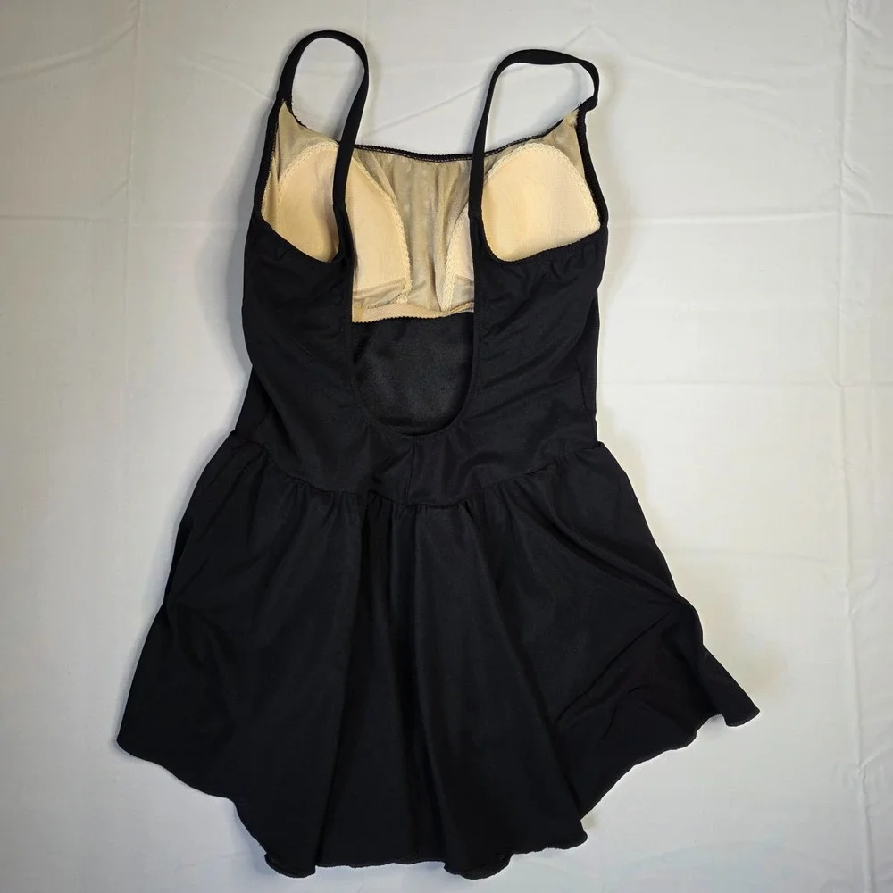 black Le Cove one-piece swimsuit size 14